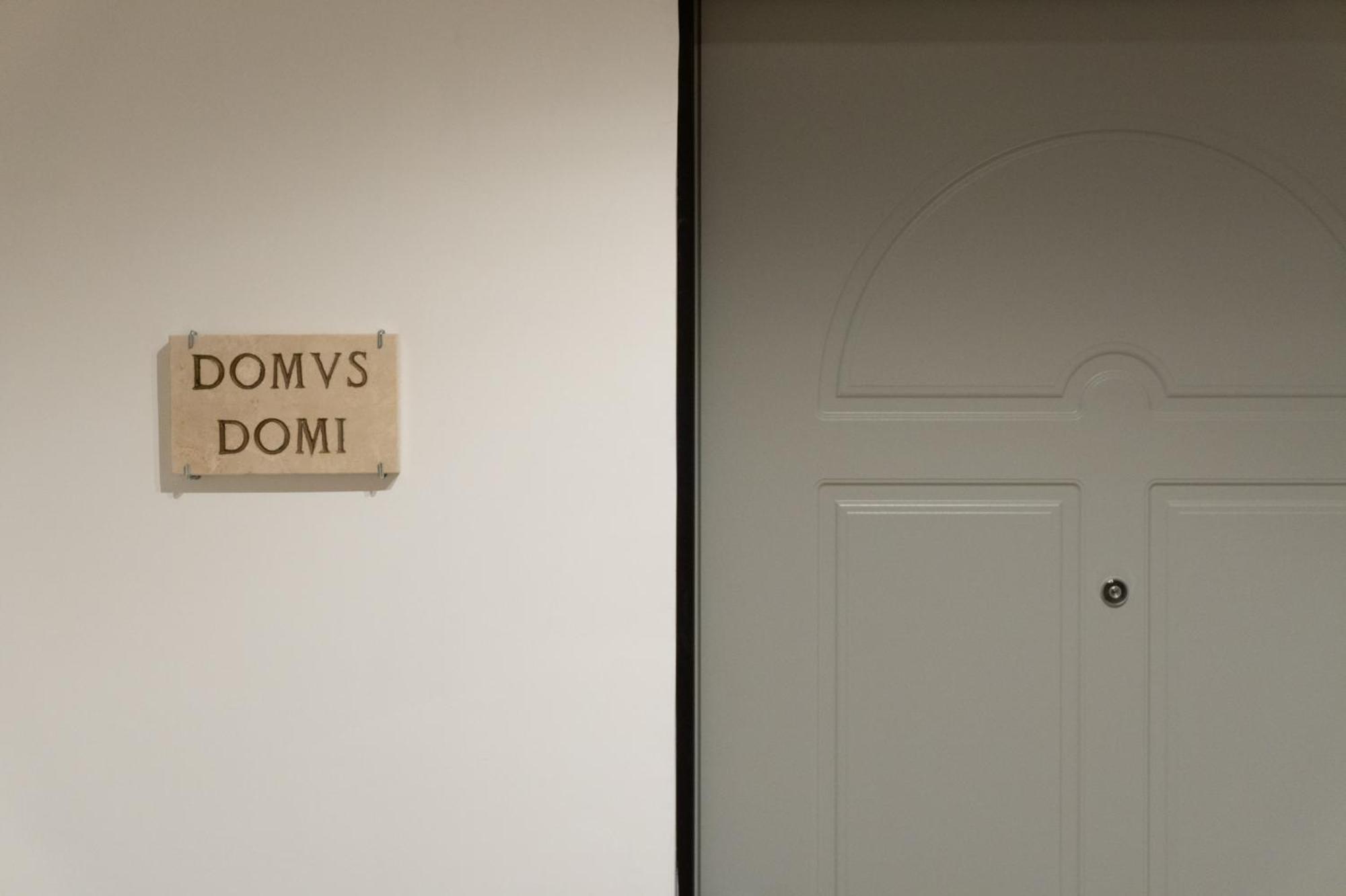 Domus Domi Barberini Sq. Appartamento *